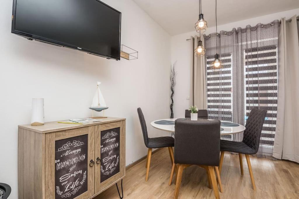 Holiday&Suite Klanac Вир Екстериор снимка